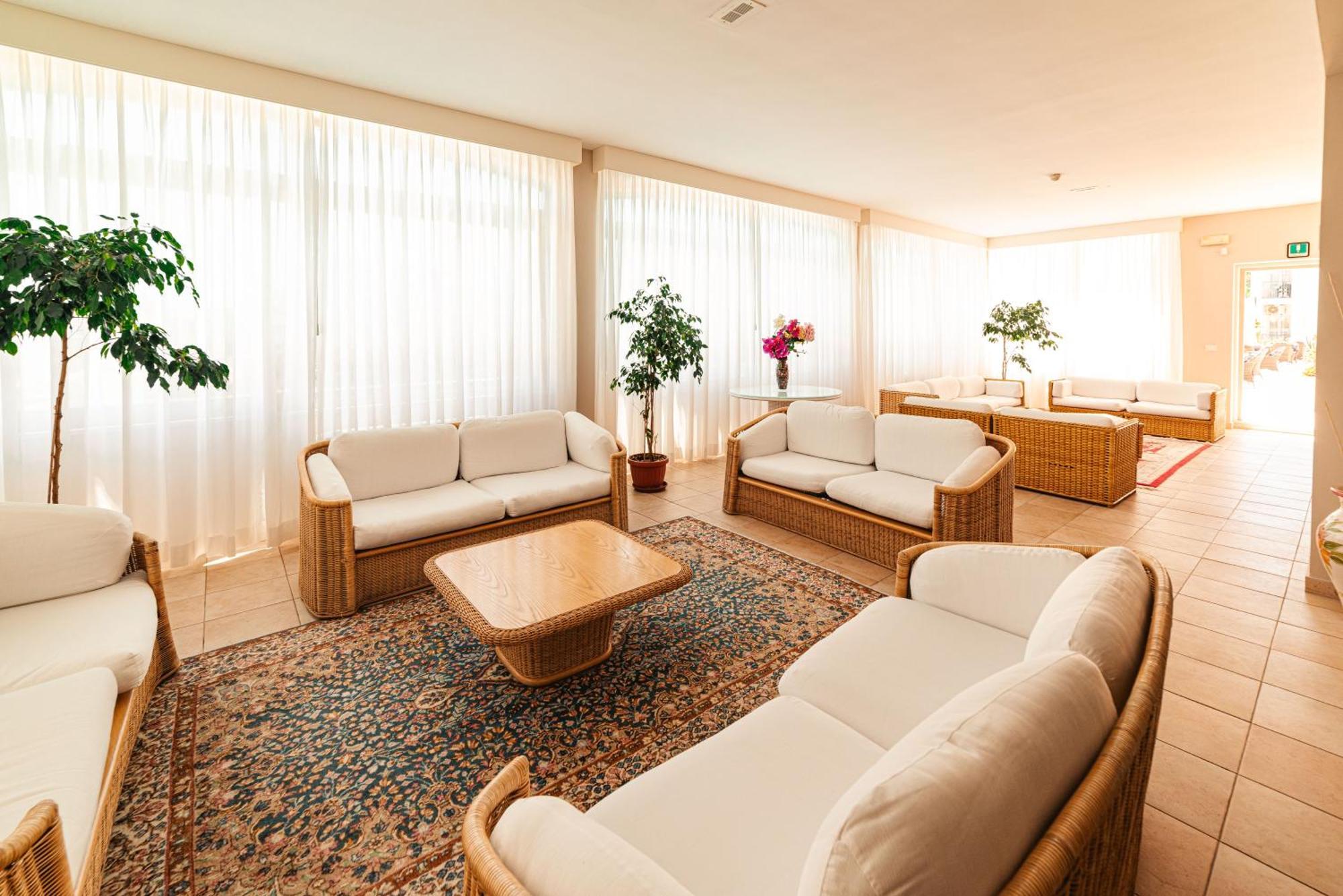 Hotel Degli Aranci Vieste Eksteriør bilde