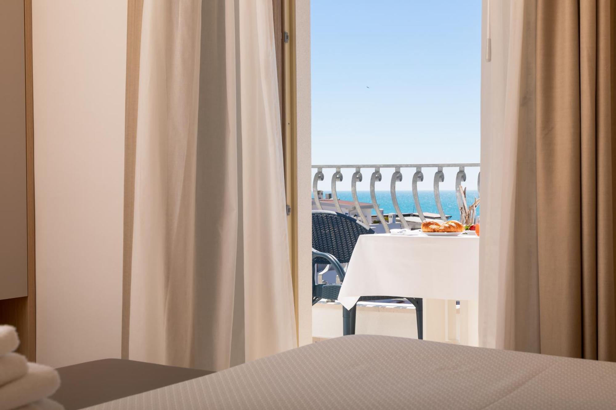 Hotel Degli Aranci Vieste Eksteriør bilde